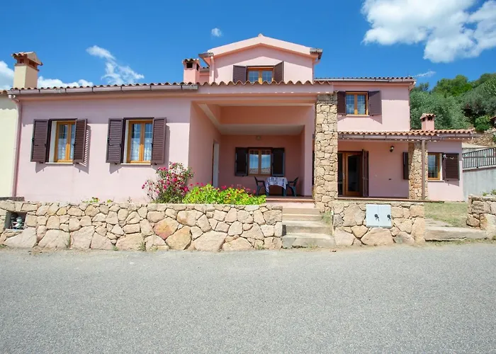 Tavolara Ichnos House
