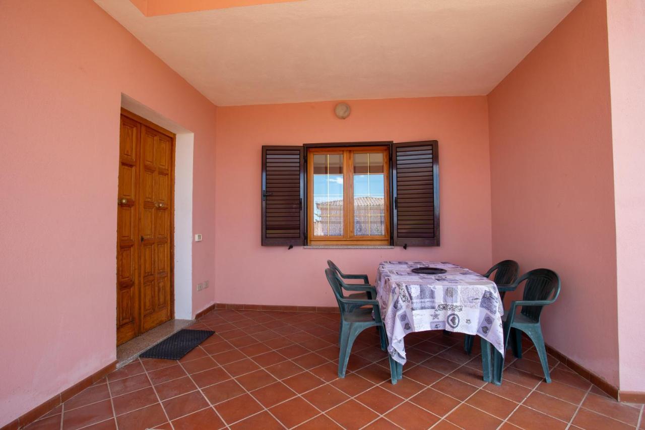 Tavolara Ichnos House *